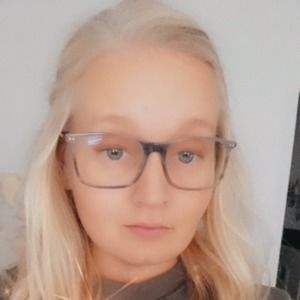 Meet your Posher, Hanna